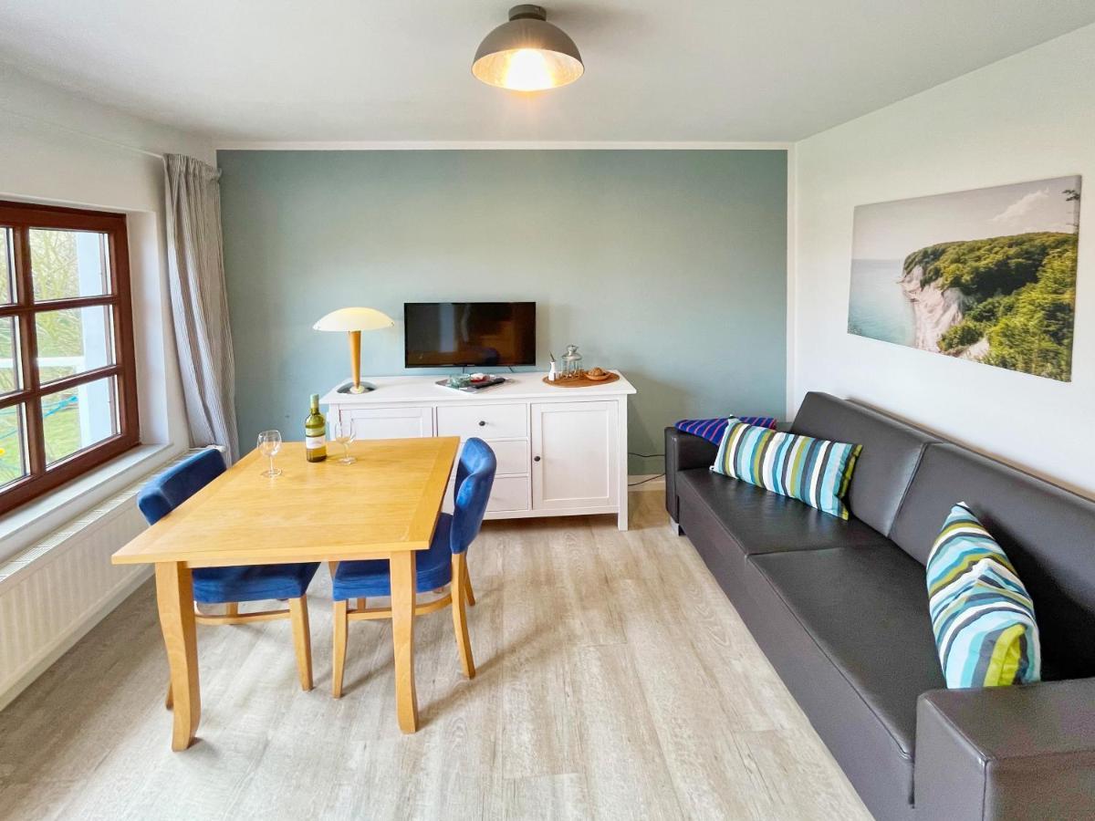 Dat Witte Hus Moritzdorf Ruegen Ferienwohnungen - Ruhige Lage Exteriör bild
